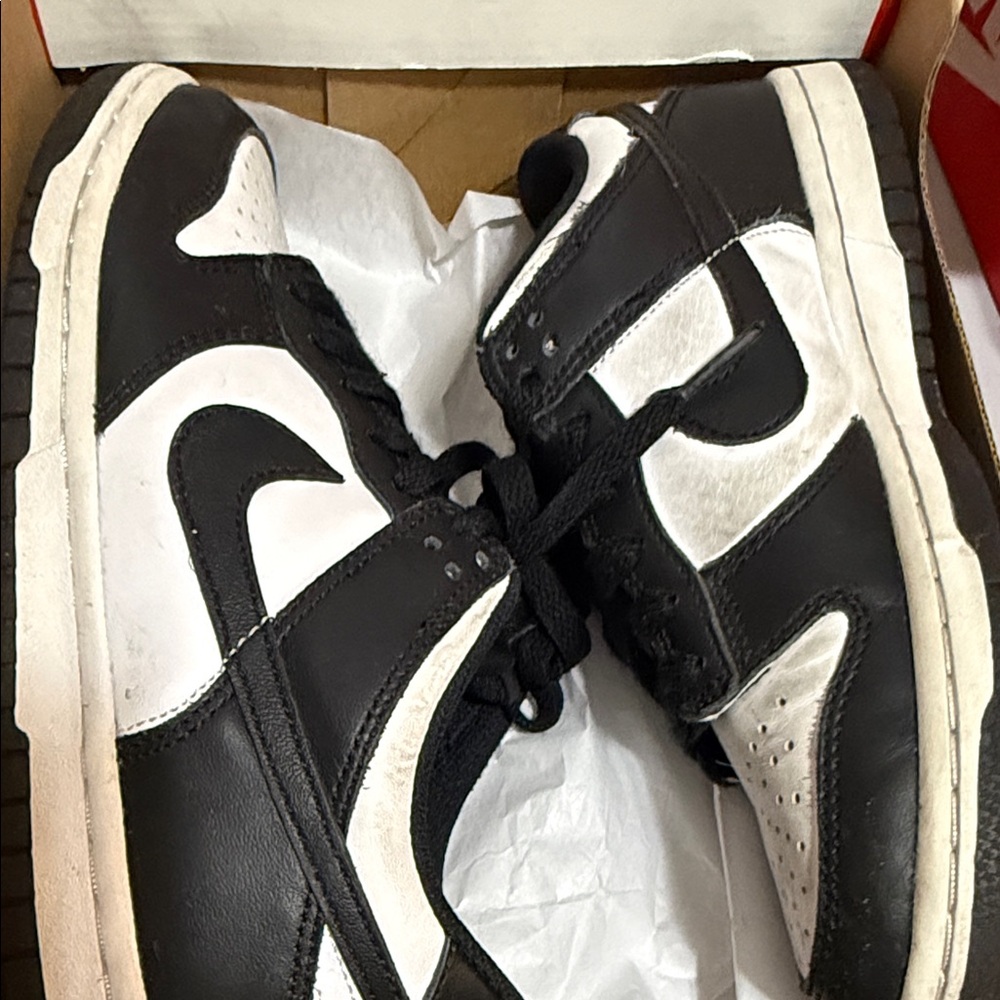 Nike Kids Black and White Sneakers Panda